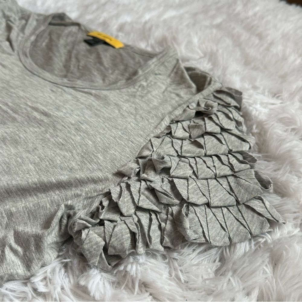 St John | Gray Ruffled Tee | Large - Picture 7 of 12